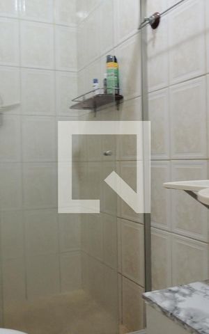 Casa à venda com 548m², 8 quartos e 2 vagasBanheiro da Suíte 3