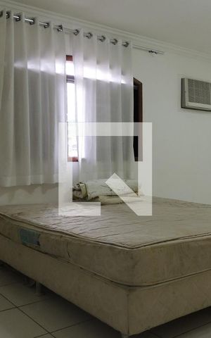 Casa à venda com 548m², 8 quartos e 2 vagasQuarto Suíte 8