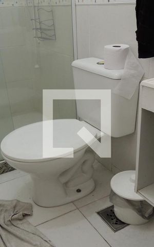 Casa à venda com 548m², 8 quartos e 2 vagasBanheiro da Suíte 1