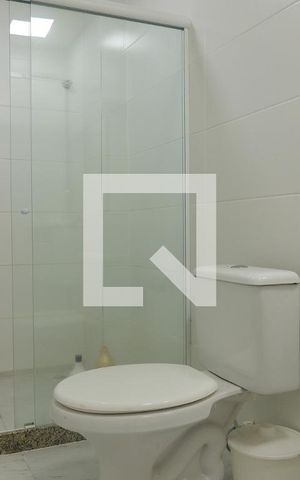 Casa à venda com 548m², 8 quartos e 2 vagasBanheiro da Suíte 5