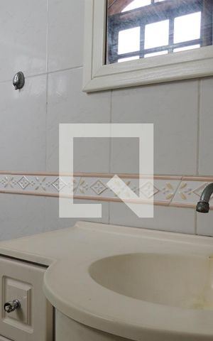Casa à venda com 548m², 8 quartos e 2 vagasBanheiro da Suíte 6