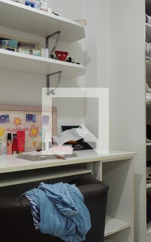 Casa à venda com 548m², 8 quartos e 2 vagasCloset do Quarto Suíte 4