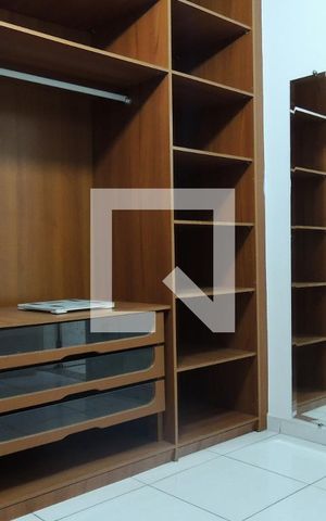 Casa à venda com 548m², 8 quartos e 2 vagasGloset da Suíte 8