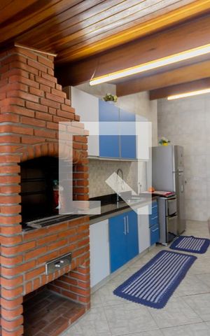 Apartamento à venda com 140m², 3 quartos e 2 vagas Apartamento à venda com 140m², 3 quartos e 2 vagasÁrea Gourmet