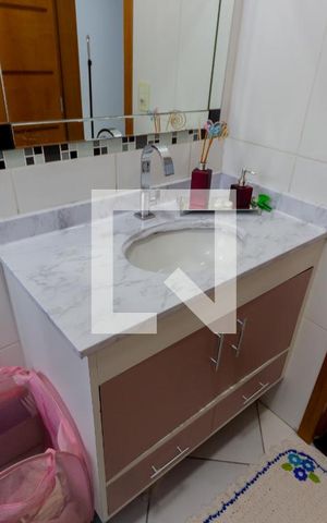 Apartamento à venda com 140m², 3 quartos e 2 vagas Apartamento à venda com 140m², 3 quartos e 2 vagasPia