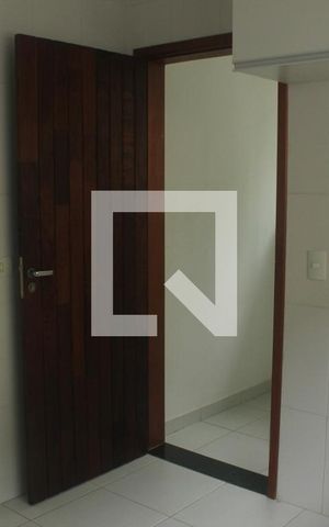 Casa para alugar com 81m², 3 quartos e 2 vagasCozinha