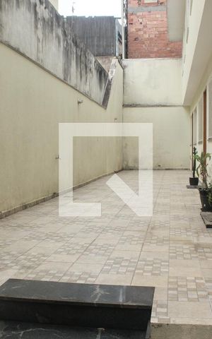 Casa para alugar com 81m², 3 quartos e 2 vagasÁrea comum