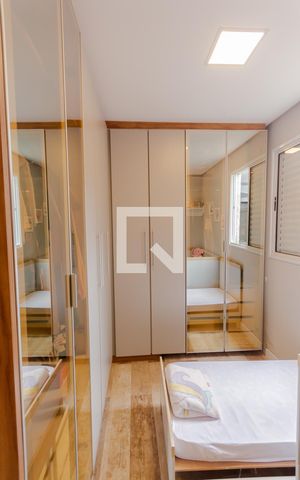 Apartamento à venda com 90m², 2 quartos e 1 vaga Apartamento à venda com 90m², 2 quartos e 1 vagaArmário