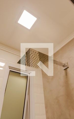 Apartamento à venda com 90m², 2 quartos e 1 vaga Apartamento à venda com 90m², 2 quartos e 1 vagaChuveiro
