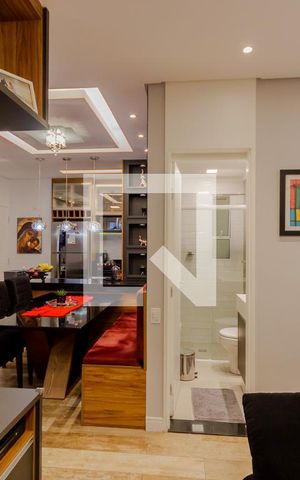 Apartamento à venda com 90m², 2 quartos e 1 vaga Apartamento à venda com 90m², 2 quartos e 1 vagaSala