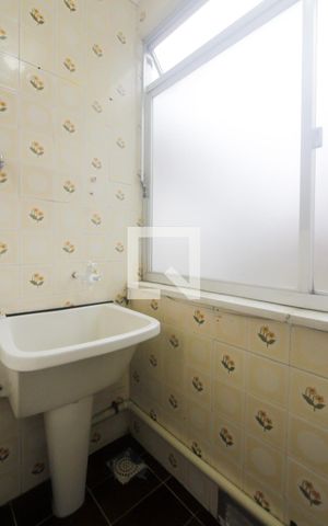 Apartamento à venda com 65m², 2 quartos e 1 vaga Apartamento à venda com 65m², 2 quartos e 1 vagaÁrea de Serviço