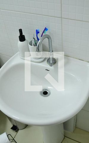Apartamento para alugar com 53m², 2 quartos e 1 vagaBanheiro