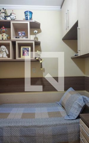 Casa à venda com 160m², 3 quartos e 3 vagas Casa à venda com 160m², 3 quartos e 3 vagasQuarto 2