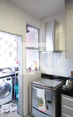 Apartamento à venda com 144m², 4 quartos e 2 vagasCozinha
