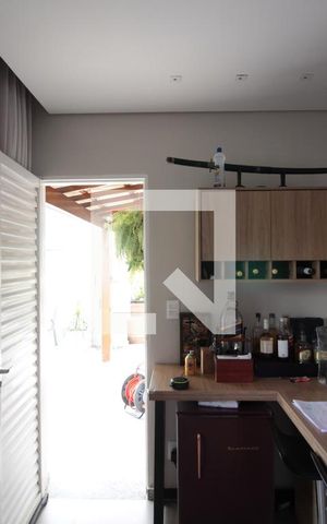 Apartamento à venda com 144m², 4 quartos e 2 vagasSala de TV