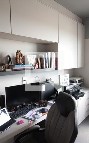 Apartamento à venda com 144m², 4 quartos e 2 vagasQuarto 3