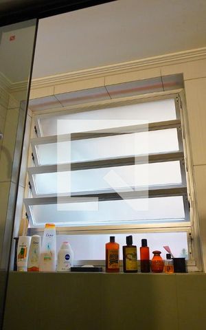 Apartamento à venda com 70m², 2 quartos e sem vagaBanheiro