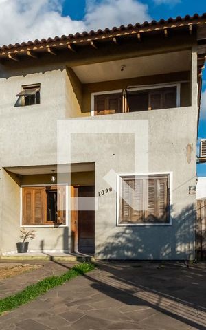 Casa à venda com 142m², 4 quartos e 2 vagasGaragem