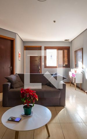 Casa à venda com 142m², 4 quartos e 2 vagasSala