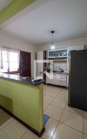 Casa à venda com 142m², 4 quartos e 2 vagasCozinha
