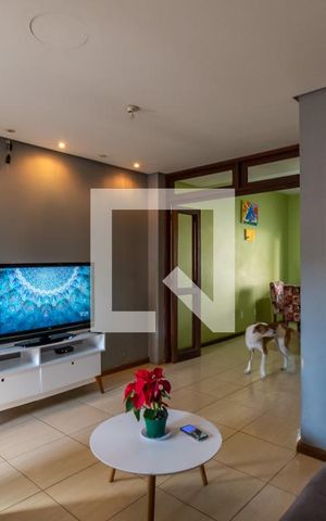 Casa à venda com 142m², 4 quartos e 2 vagasSala