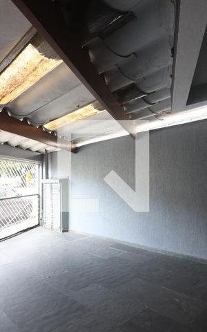 Casa à venda com 230m², 3 quartos e 2 vagasGaragem