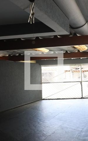 Casa à venda com 230m², 3 quartos e 2 vagasGaragem