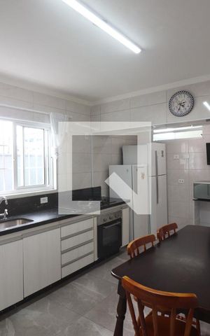 Casa à venda com 230m², 3 quartos e 2 vagasCozinha