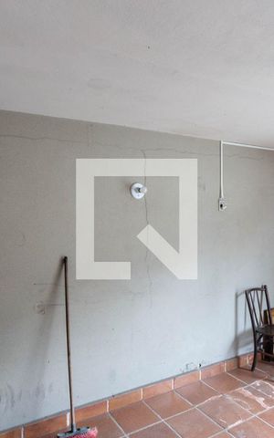 Casa à venda com 100m², 2 quartos e 2 vagasGaragem