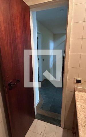 Casa à venda com 156m², 4 quartos e 1 vagaBanheiro 2