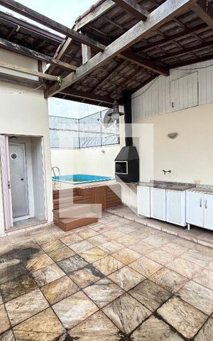 Casa à venda com 156m², 4 quartos e 1 vagaTerraço
