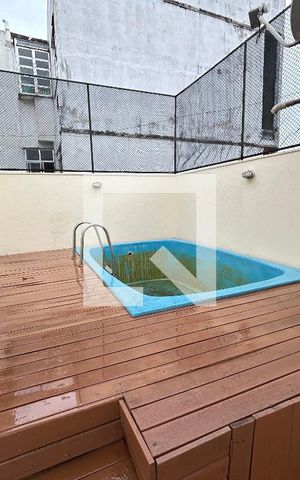 Casa à venda com 156m², 4 quartos e 1 vagaPiscina