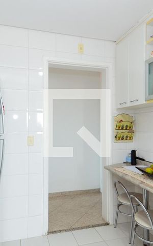 Apartamento à venda com 88m², 3 quartos e 2 vagasCozinha