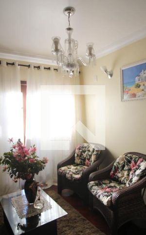 Casa à venda com 280m², 3 quartos e 2 vagas Casa à venda com 280m², 3 quartos e 2 vagasHall