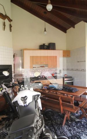 Casa à venda com 280m², 3 quartos e 2 vagas Casa à venda com 280m², 3 quartos e 2 vagasÁrea gourmet