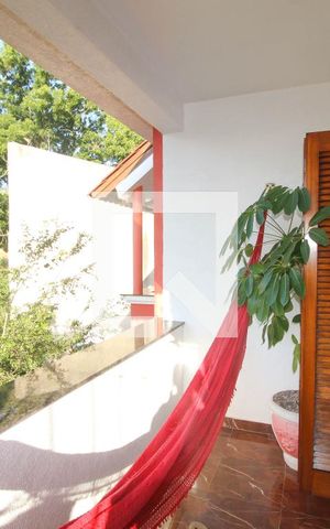 Casa à venda com 280m², 3 quartos e 2 vagas Casa à venda com 280m², 3 quartos e 2 vagasVaranda Quarto 2