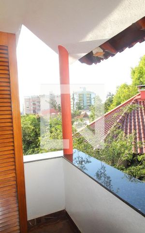 Casa à venda com 280m², 3 quartos e 2 vagas Casa à venda com 280m², 3 quartos e 2 vagasVaranda Quarto 1