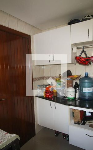 Casa à venda com 280m², 3 quartos e 2 vagas Casa à venda com 280m², 3 quartos e 2 vagasÁrea de Serviço