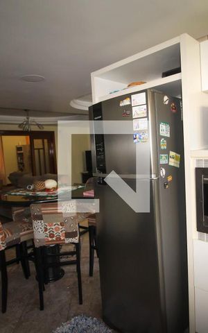 Casa à venda com 280m², 3 quartos e 2 vagas Casa à venda com 280m², 3 quartos e 2 vagasCozinha