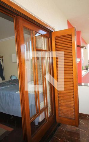 Casa à venda com 280m², 3 quartos e 2 vagas Casa à venda com 280m², 3 quartos e 2 vagasVaranda Quarto 1