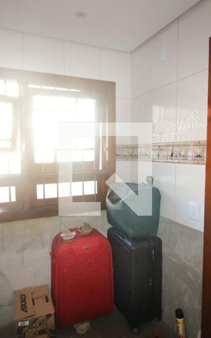 Casa à venda com 280m², 3 quartos e 2 vagas Casa à venda com 280m², 3 quartos e 2 vagasBanheiro da Suíte