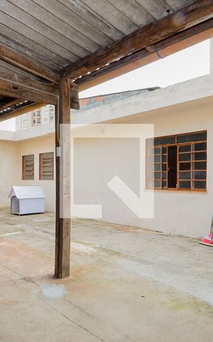 Casa à venda com 550m², 8 quartos e 8 vagasQuintal