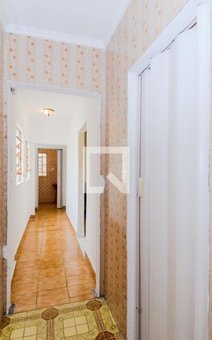 Casa à venda com 550m², 8 quartos e 8 vagasCorredor dos Dormitórios 