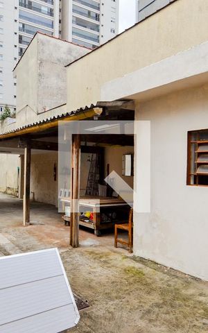 Casa à venda com 550m², 8 quartos e 8 vagasQuintal
