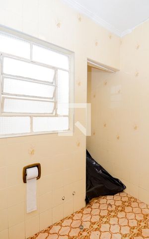 Casa à venda com 550m², 8 quartos e 8 vagasBanheiro Social 2