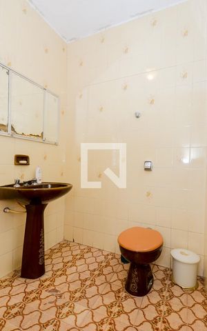 Casa à venda com 550m², 8 quartos e 8 vagasBanheiro Social 2