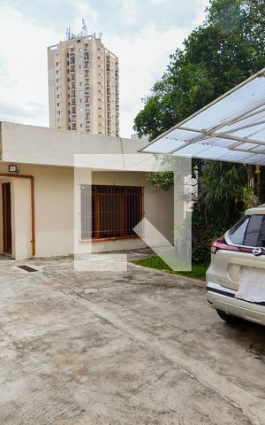 Casa à venda com 550m², 8 quartos e 8 vagasGaragem