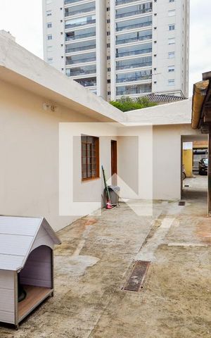 Casa à venda com 550m², 8 quartos e 8 vagasVista do Quarto 3