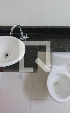 Apartamento à venda com 44m², 2 quartos e sem vagaBanheiro
