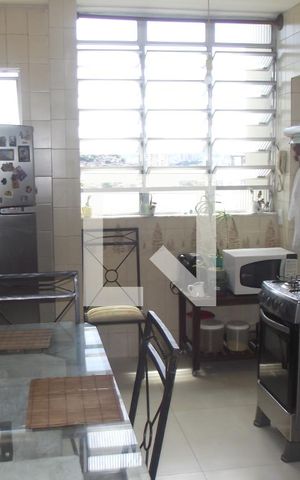 Apartamento à venda com 75m², 2 quartos e 1 vagaCozinha 